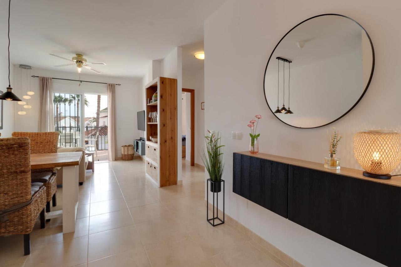 Apt Nerja Chimenea With Ocean View, A/C, & Fiber 아파트 외부 사진