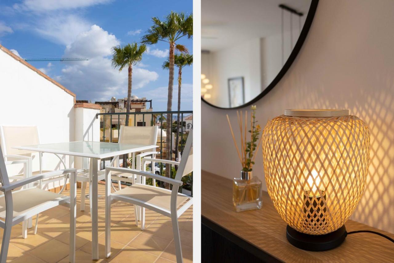 Apt Nerja Chimenea With Ocean View, A/C, & Fiber 아파트 외부 사진